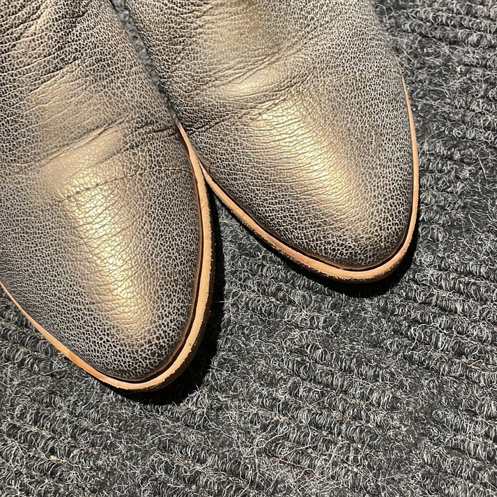 Joie Metallic Bootie size 8 - Picture 6 of 6